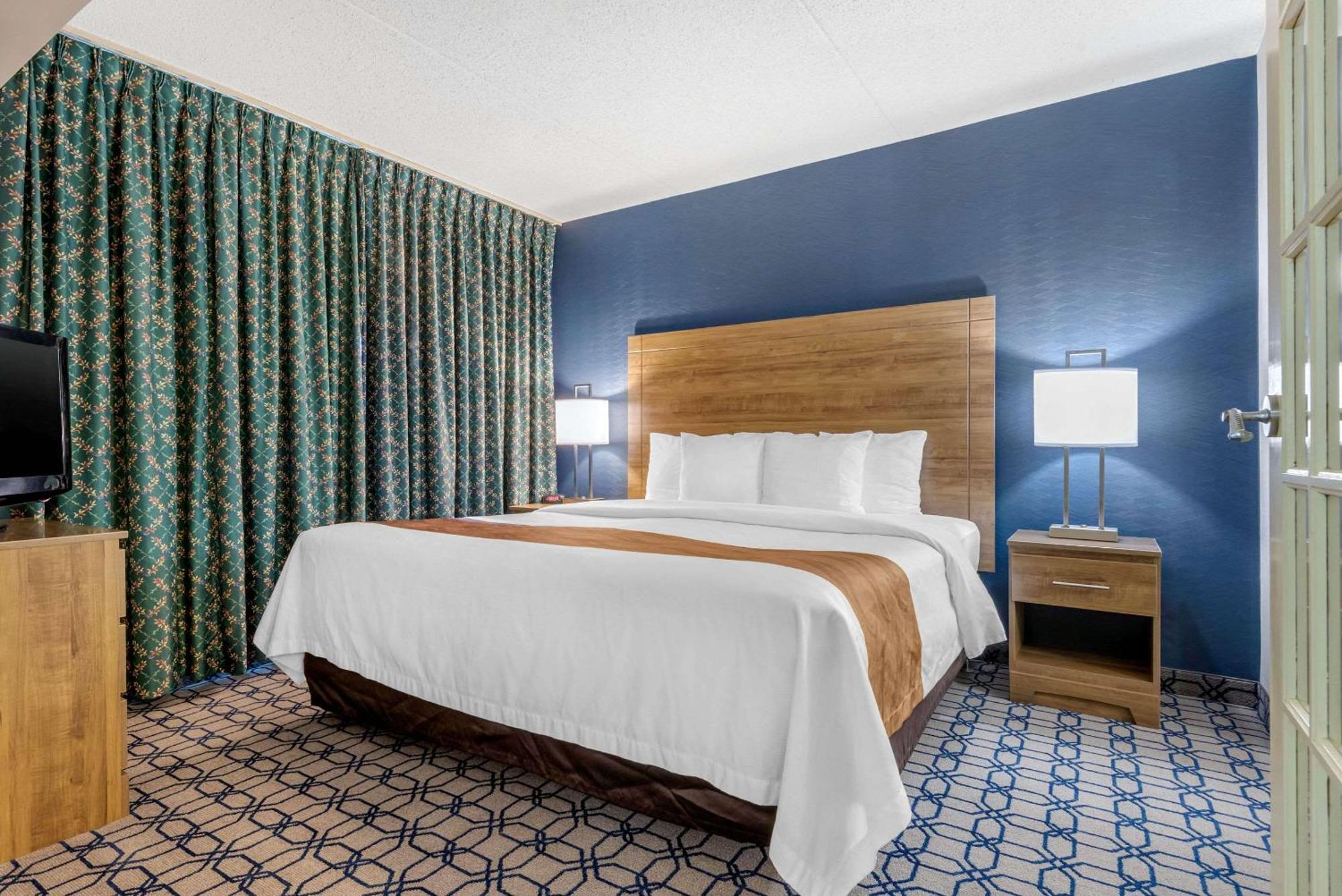 Quality Suites Whitby Buitenkant foto