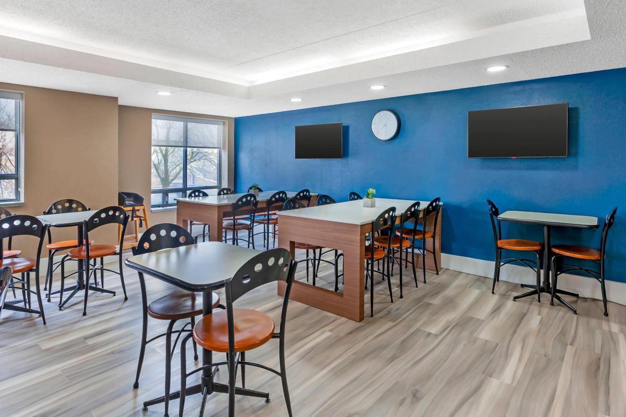 Quality Suites Whitby Buitenkant foto