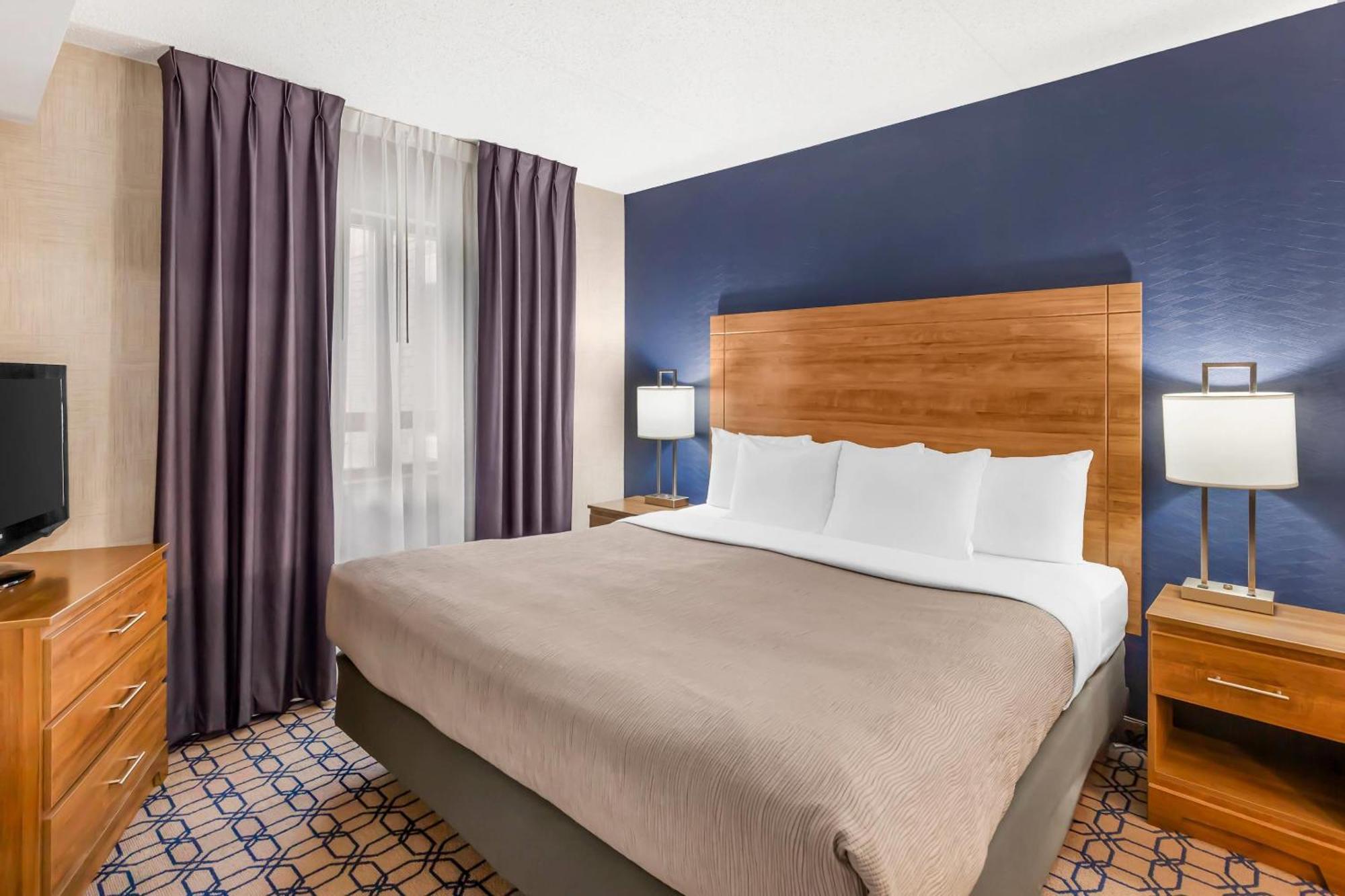 Quality Suites Whitby Buitenkant foto